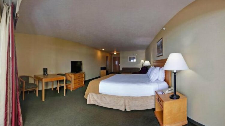 Holiday Inn Express Munising-Lakeview - Photo4