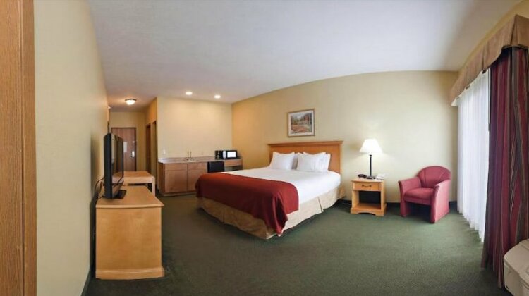 Holiday Inn Express Munising-Lakeview - Photo5