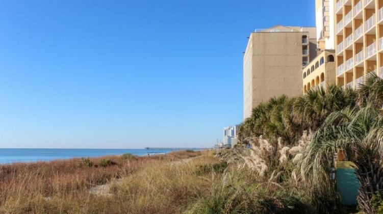 Beach Club at Montego Inn - Photo2