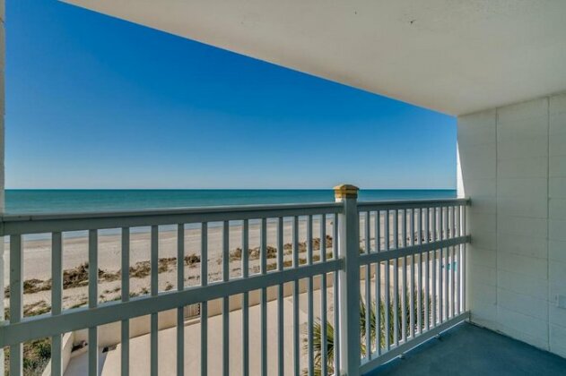 Beachcomber Inn & Suites - Photo3