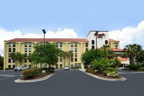 Hampton Inn Northwood - Photo2