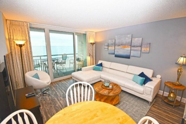 Luxurious Ocean Front 4th Floor Suite with Jet Tub - Photo3