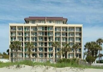 Ocean Crest Inn and Suites