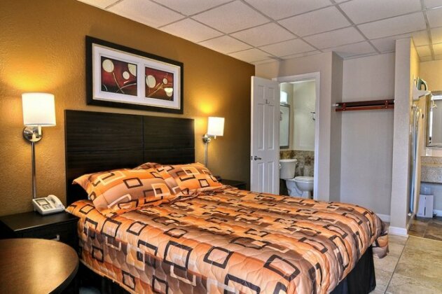 Rodeway Inn And Suites Nags Head - Photo2