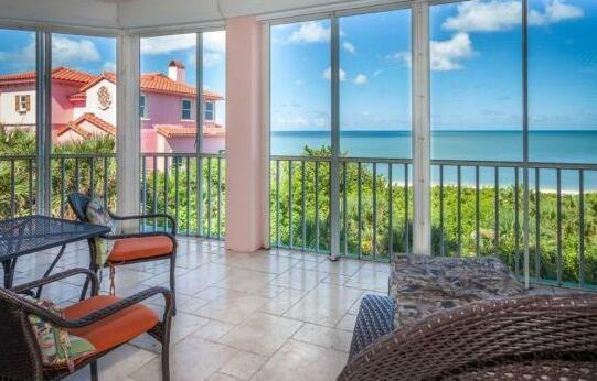 Barefoot Beach Condo 301 Monthly by RedAwning - Photo2