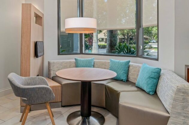 Courtyard by Marriott - Naples - Photo5