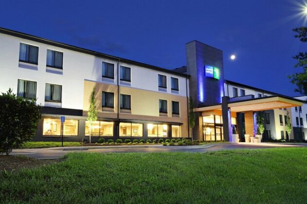 Holiday Inn Express Brentwood-South Cool Springs - Photo2