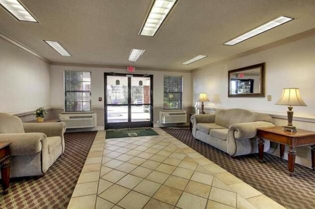 InTown Suites Extended Stay Nashville TN Madison - Photo3