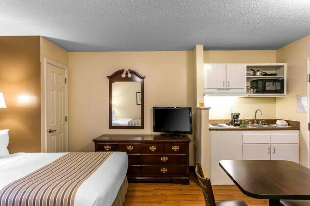 Suburban Extended Stay Hotel Hermitage - Photo2