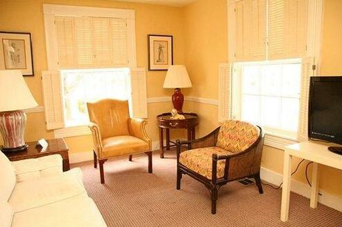 The Briars Bed & Breakfast - Photo5
