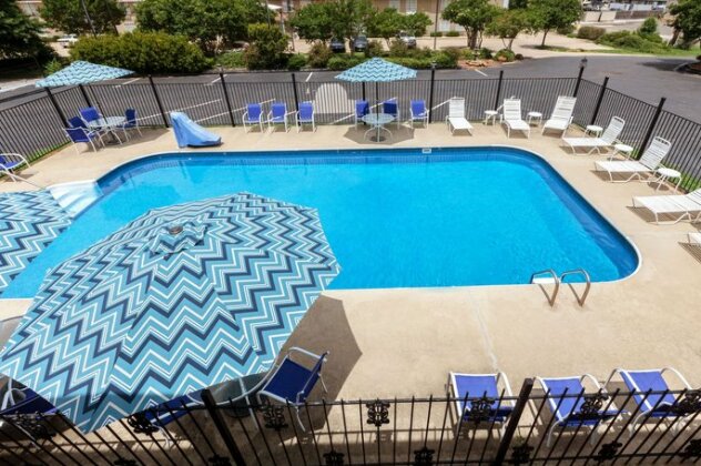 Days Inn by Wyndham Natchitoches - Photo4