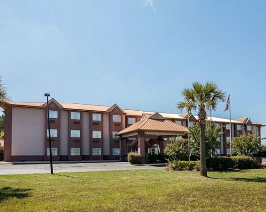 Econo Lodge Inn & Suites Natchitoches - Photo4