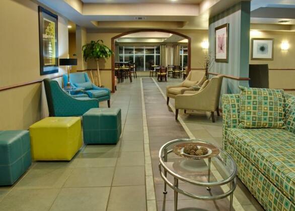 Holiday Inn Express Hotel and Suites Natchitoches - Photo3