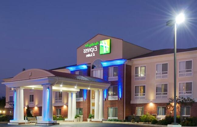 Holiday Inn Express Hotel and Suites Natchitoches - Photo4