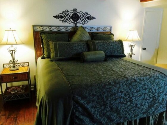 Jefferson House Bed and Breakfast - Photo4