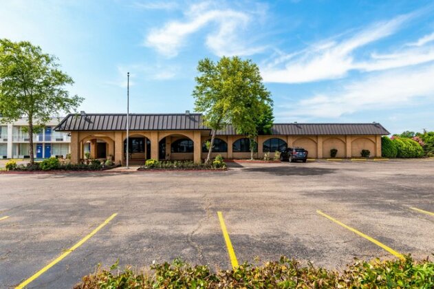 Motel 6 Natchitoches LA - Photo4