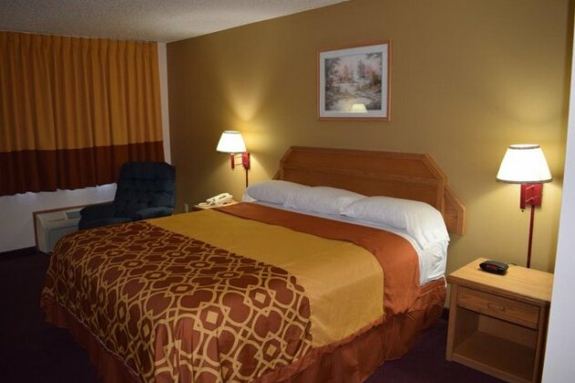 Budget Inn & Suites Nevada - Photo3