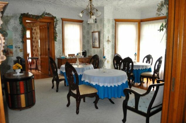 Queen Anne Bed and Breakfast - Photo2