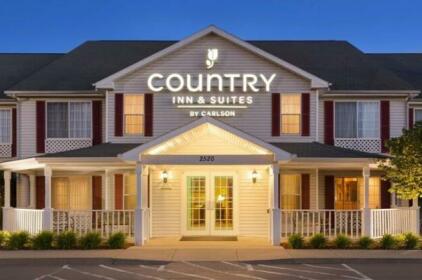Country Inn & Suites by Radisson Nevada MO