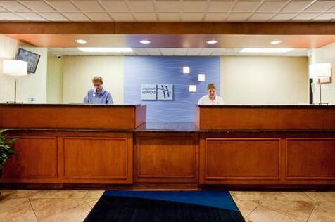 Holiday Inn Express New Bern - Photo3