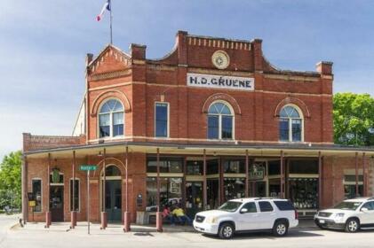 Gruene Reservations at the Village