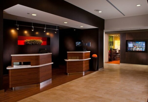 Courtyard by Marriott New Orleans Metairie - Photo2