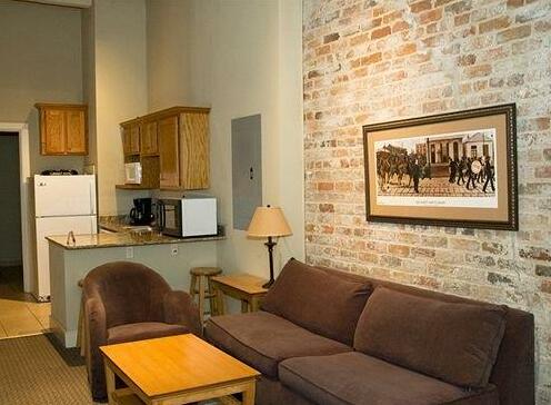 Jelly Roll Executive Suites - Photo5