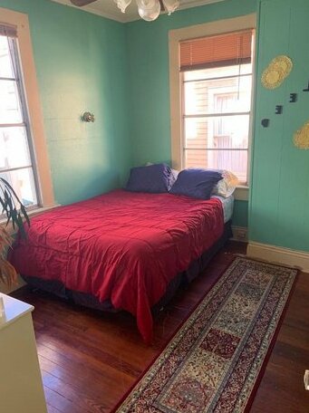 Private room in friendly shared house New Orleans