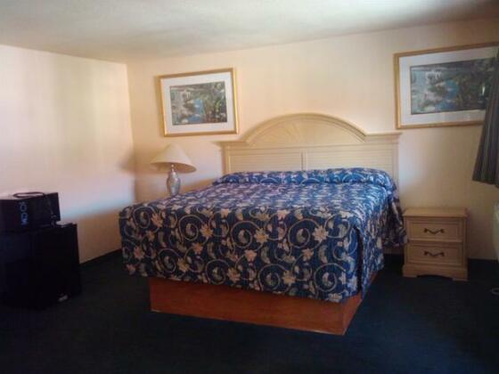 Relax Inn and Suites New Orleans - Photo4