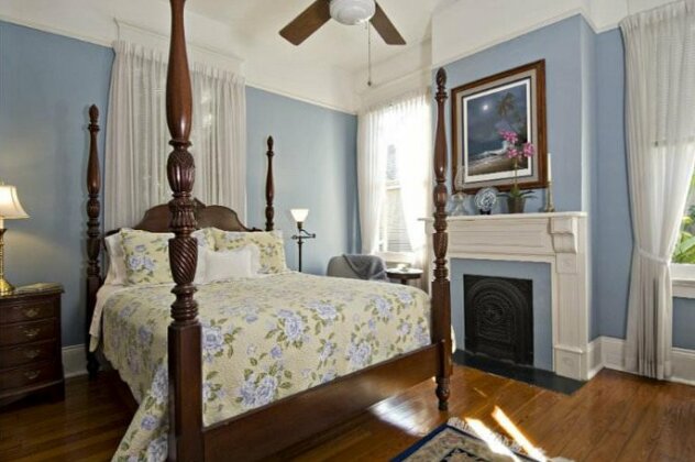 Southern Comfort Bed and Breakfast - Photo5