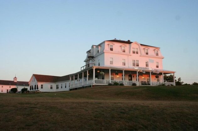 Narragansett Inn