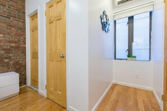 2 Beds 2 Baths In Midtown East - Photo5