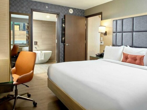 Cambria hotel & suites New York - Times Square - Photo3