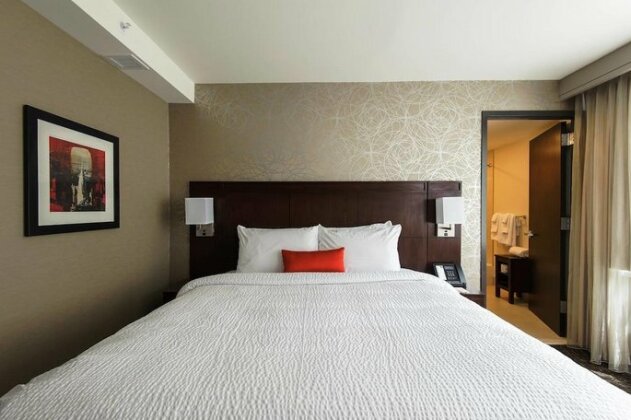 Courtyard by Marriott Times Square West - Photo4