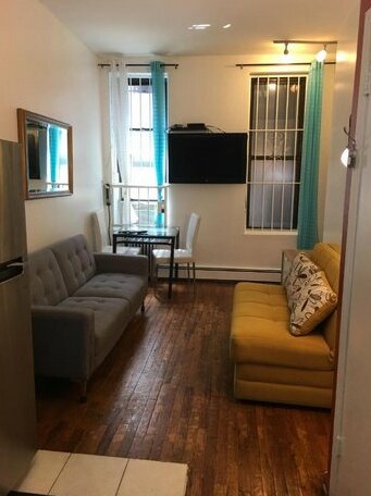 Cozy Two Bed Apt in Murray Hill