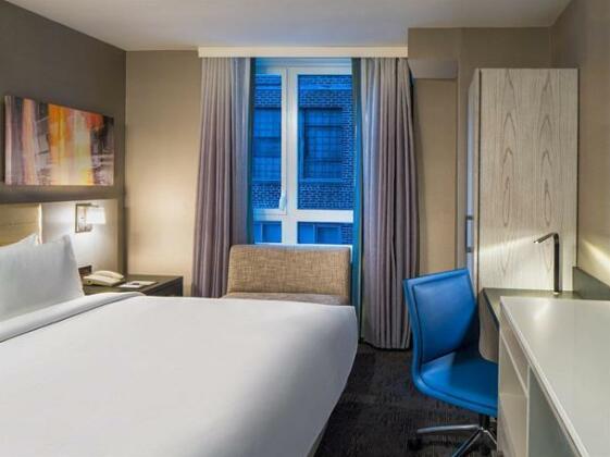 Doubletree By Hilton New York Times Square West - Photo2