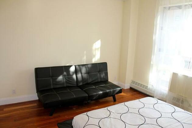 East 120th Suites - Photo3