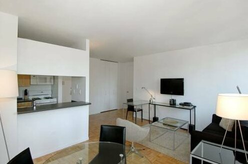Furnished Quarters at 777 Sixth Avenue - Photo3