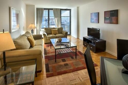 Midtown West at The Symphony House - A Premier Furnished Apartment - Photo5
