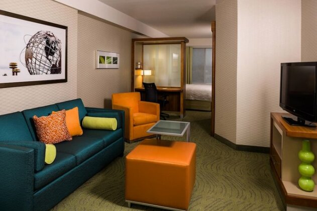 SpringHill Suites by Marriott New York LaGuardia Airport - Photo5