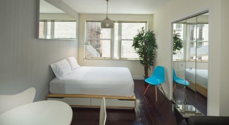 Studio Self-Catering Apartment Lower East Side