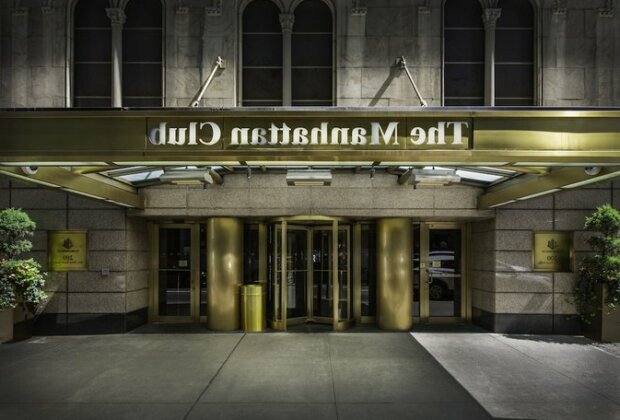 The Manhattan Club - Photo2