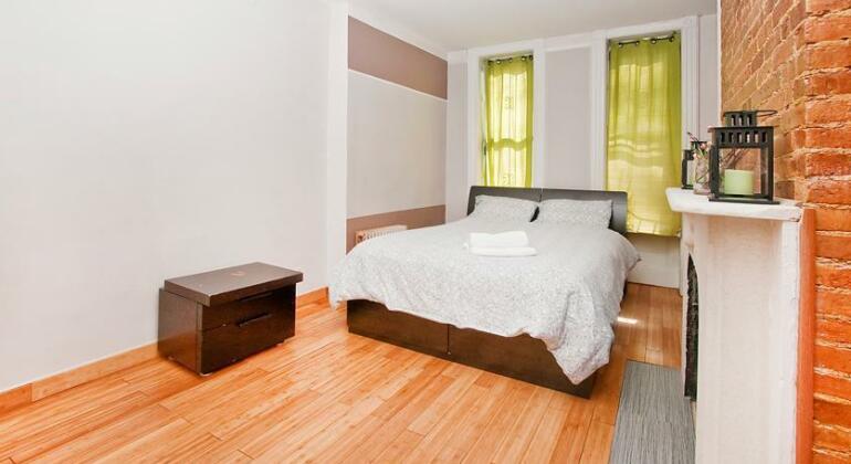 Two Bedroom Apartment - West 48th Street - Photo3