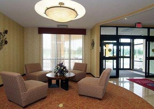 Holiday Inn Express & Suites Elkton - University Area - Photo3