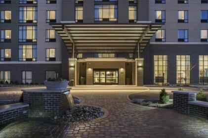 Hampton Inn & Suites Newport Cincinnati KY