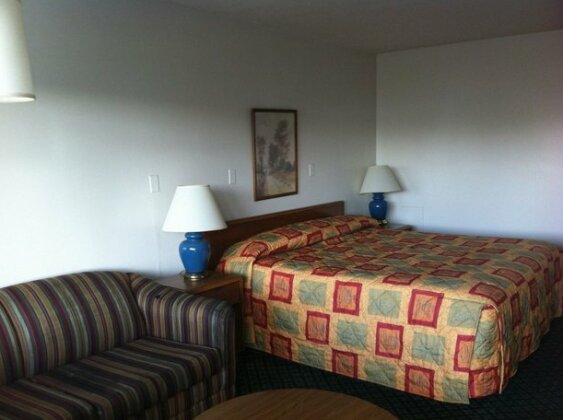 Host Inn Motel - Photo3