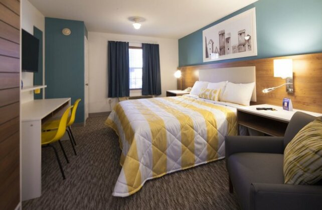 InTown Suites Extended Stay Newport News City Center - Photo4