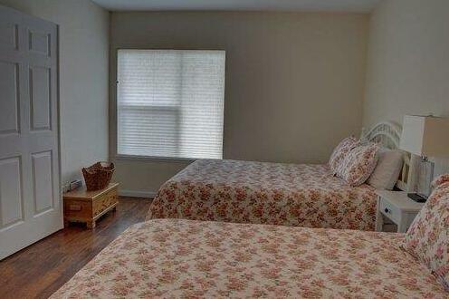 RedAwning Suite Dreams - Photo5