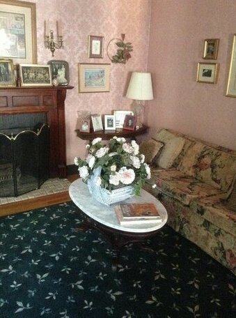 Newport Rose Cottage Bed & Breakfast - Photo2