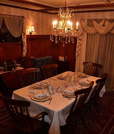 Butler House Bed and Breakfast - Photo2
